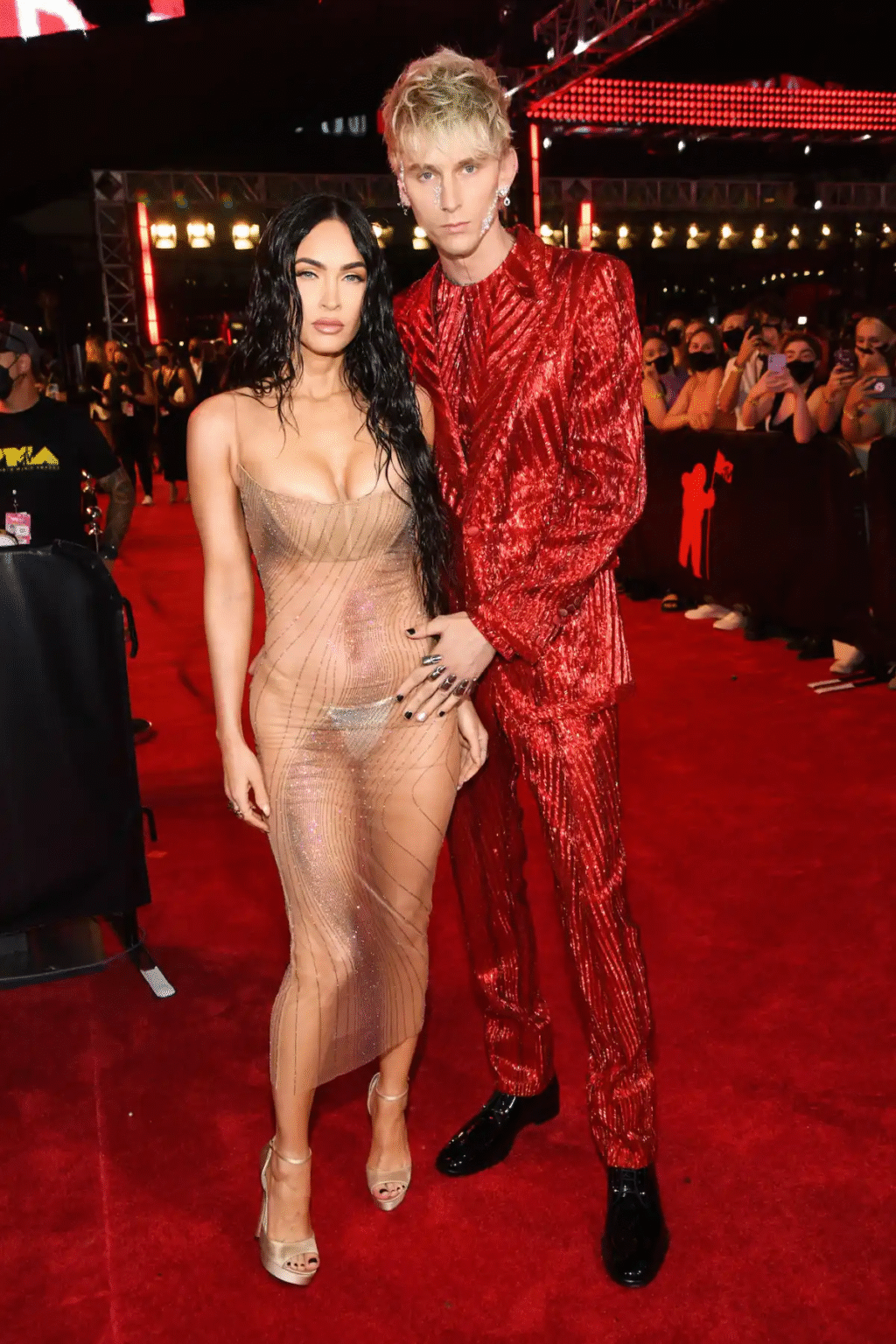 Megan Fox and Machine Gun Kelly.(Photo by Kevin Mazur/MTV VMAs 2021/Getty Images for MTV/ ViacomCBS)